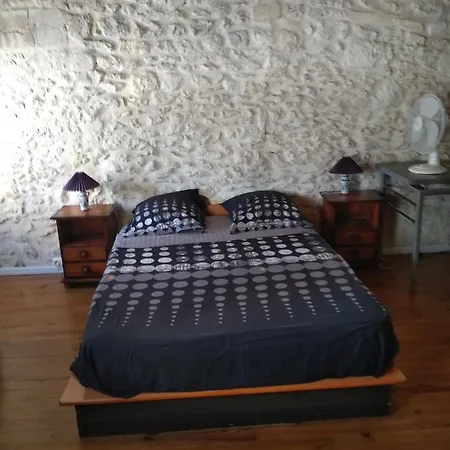 4 A Hébergement de vacances
